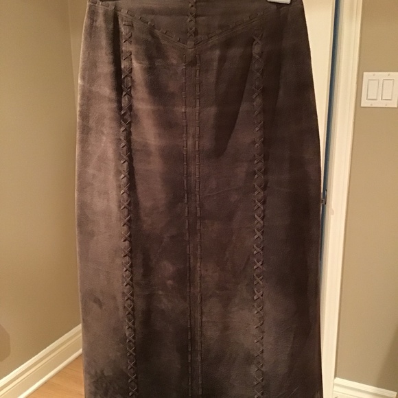 Long brown suede skirt - Picture 1 of 2